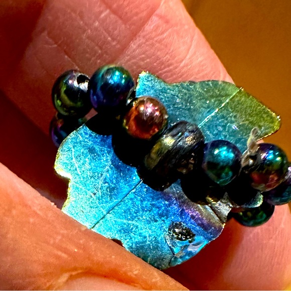 VTG STRETCHY BEADED WITCH HALLOWEEN RING BLACK GREEN SCARY TRICK OR TREAT GIFT - Picture 7 of 7